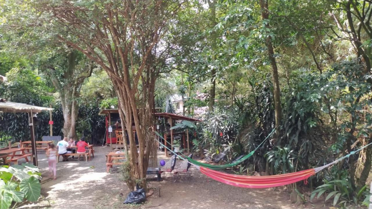 מדיין Bambu Glamping Ecolodge מראה חיצוני תמונה