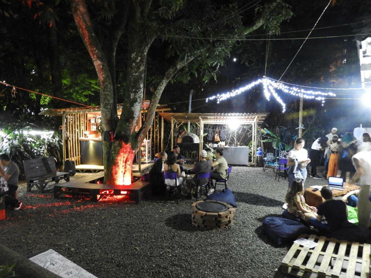 מדיין Bambu Glamping Ecolodge מראה חיצוני תמונה